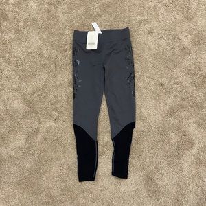 NWT Fabletics Salar Mesh Legging